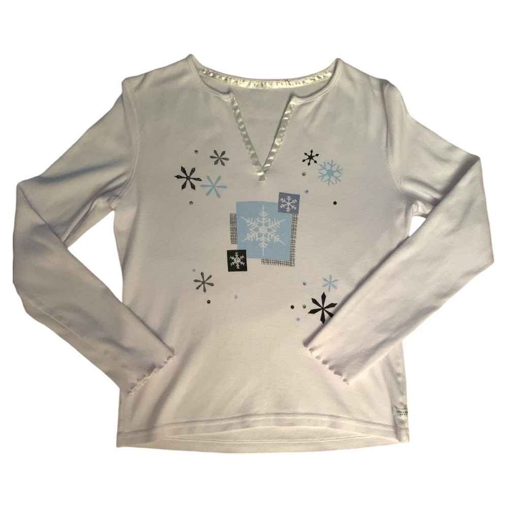 Festive white V-neck white snowflake top, size small. Cotton material.